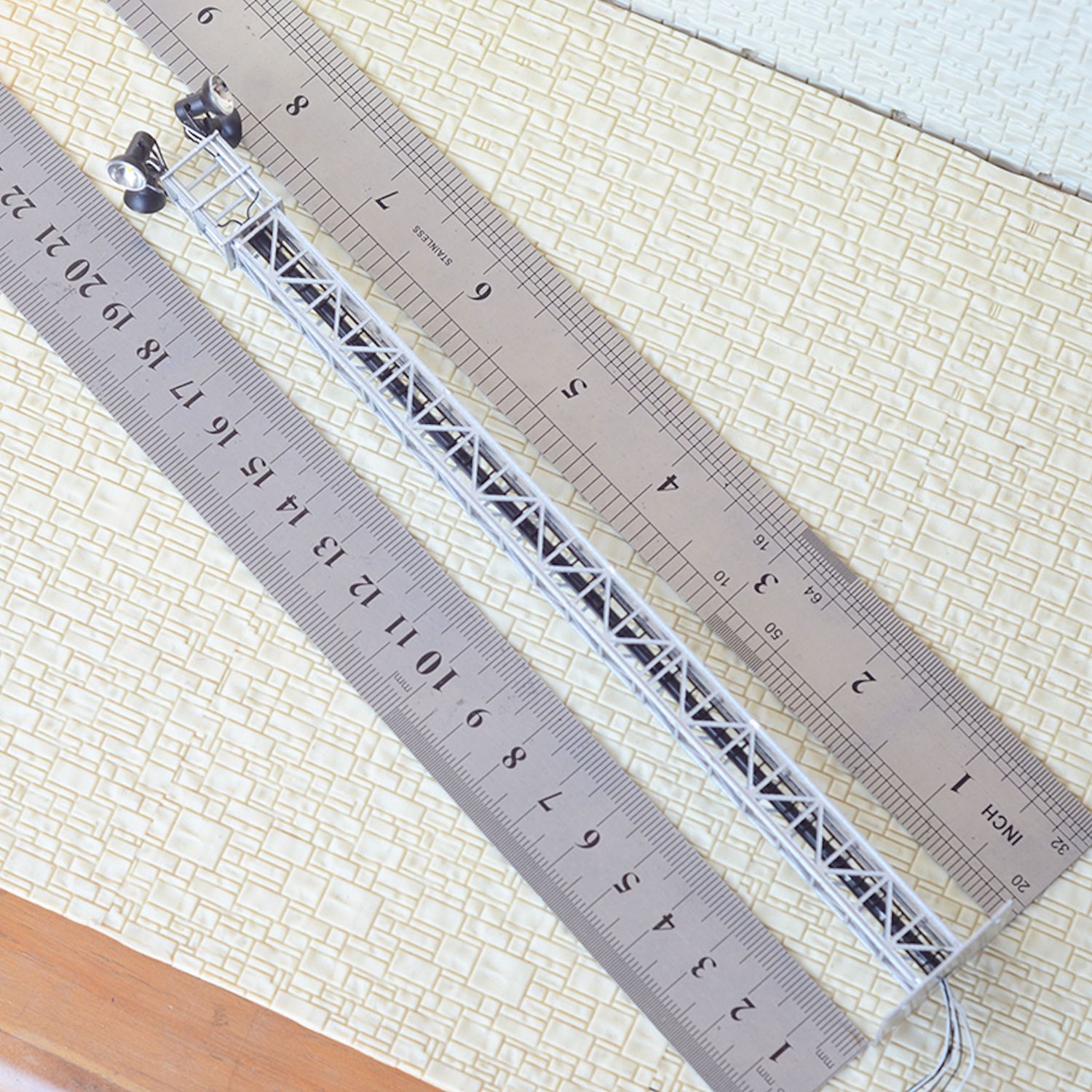 Metal Tower Mast with 4 Working Spotlights